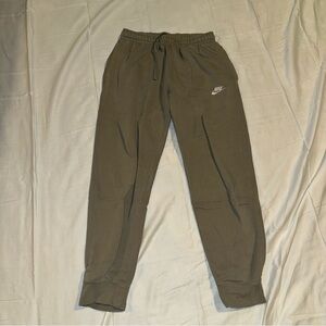 Nike Sweatpants (Olive)